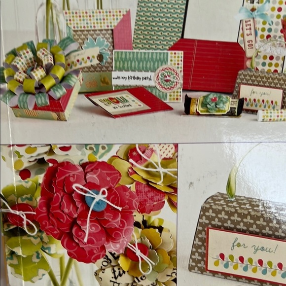 Party Ensembles Decorations Book with CD - Picture 2 of 16